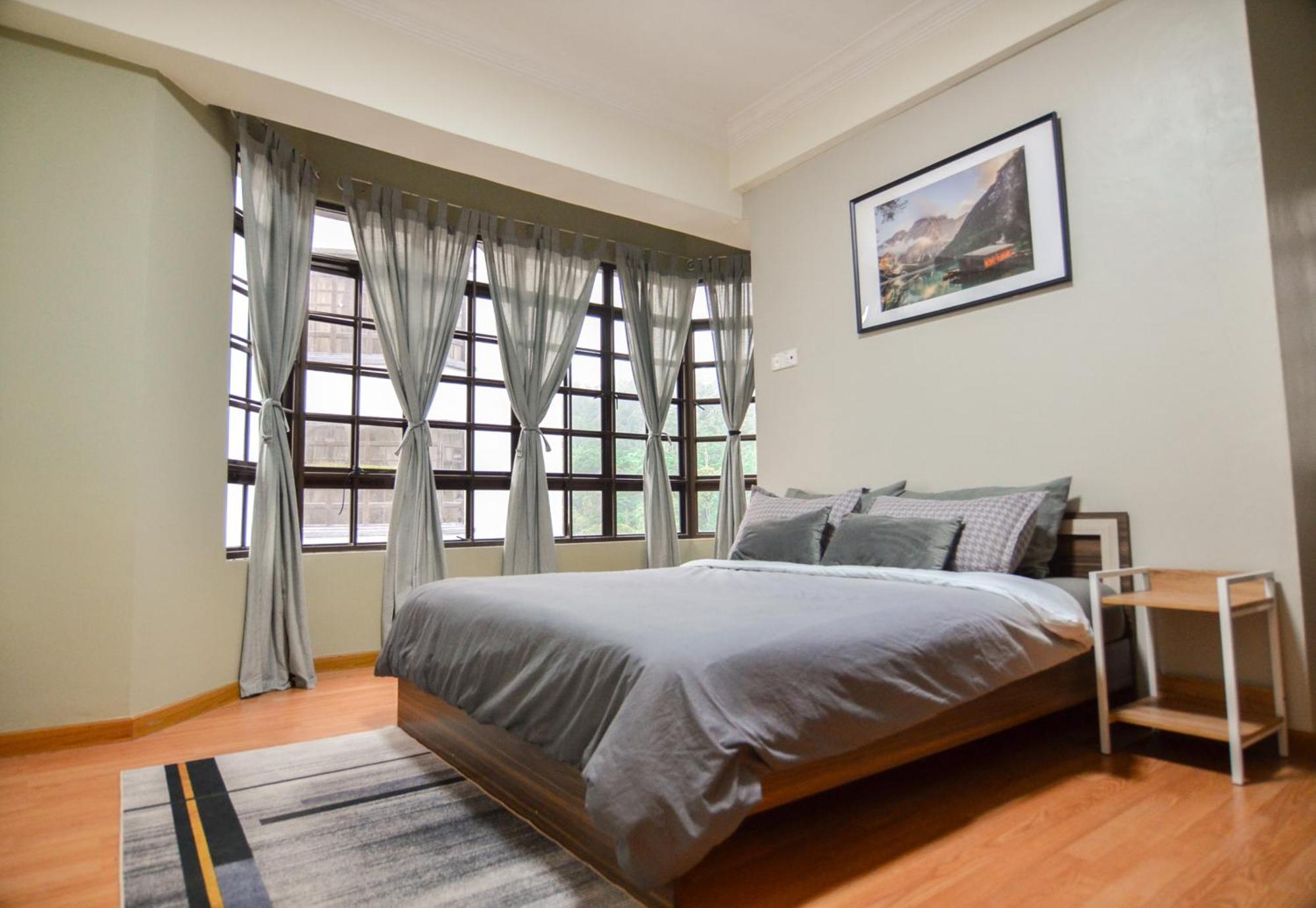 7pax-genting Premium Outlet Largest Family Retro - F-parking, Self C-in Genting Highlands